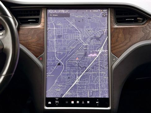 Used 2020 Tesla Model X Long Range image 19