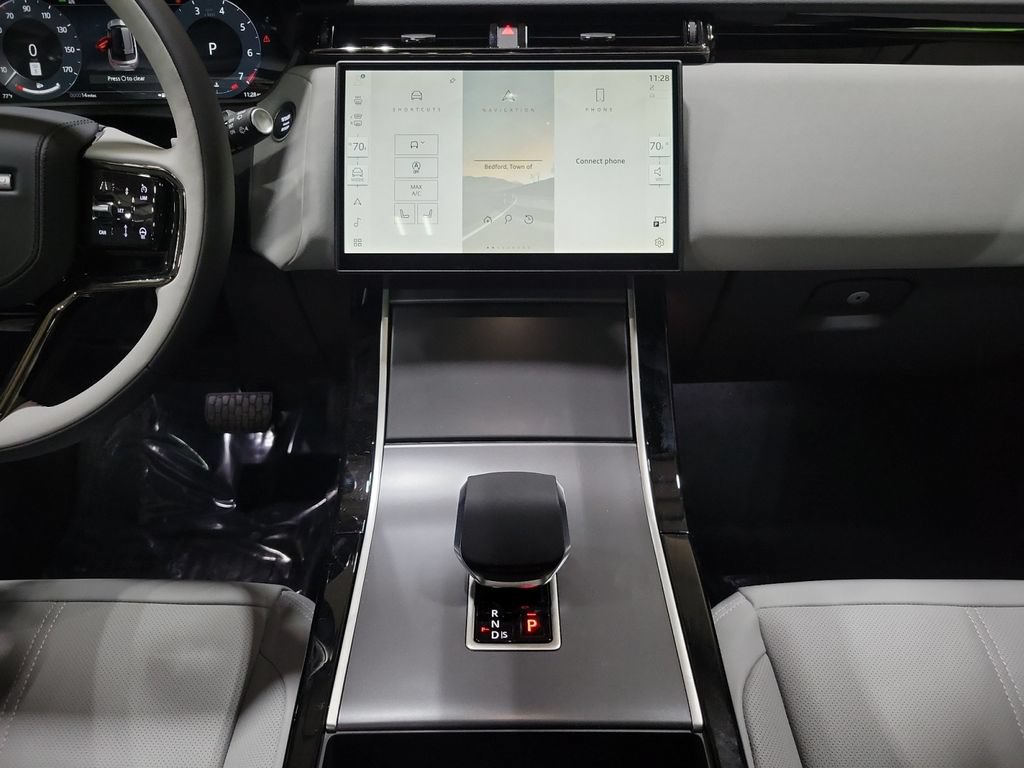 New 2026 Land Rover Range Rover Velar S AWD/4WD image 26