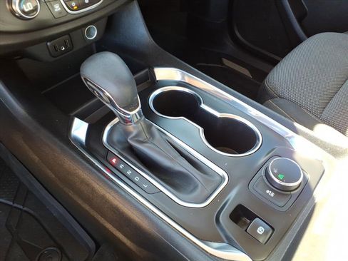 Certified 2021 Chevrolet Traverse LS w/ LPO, Floor Liner Package image 18