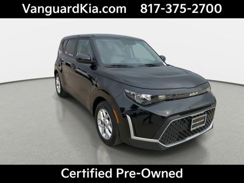 Certified 2025 Kia Soul LX FWD image 2