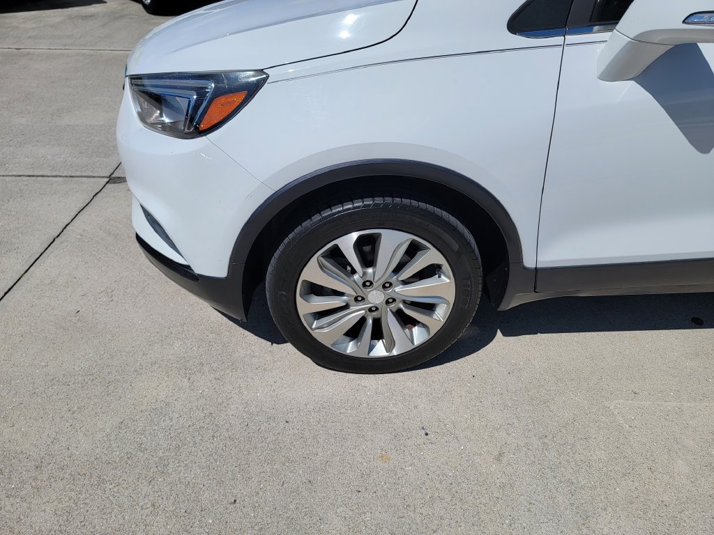 Used 2018 Buick Encore Preferred FWD image 9