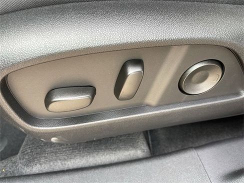 New 2026 Chevrolet Equinox RS w/ Convenience Package III image 12