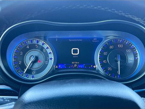 Used 2021 Chrysler 300 S RWD image 12