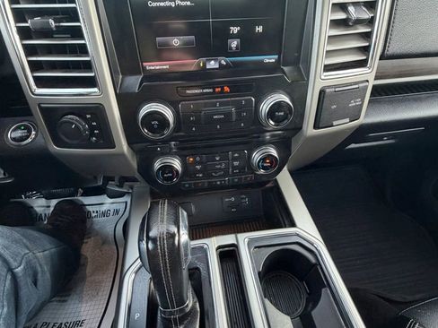 Used 2015 Ford F150 Lariat w/ Equipment Group 502A Luxury image 30