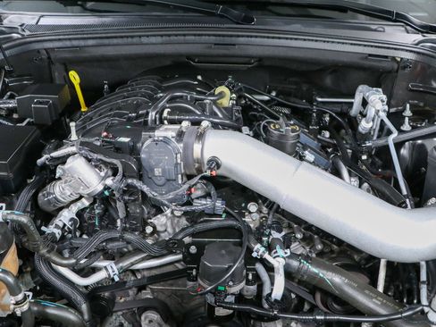 Used 2021 Jeep Grand Cherokee Laredo X RWD image 30