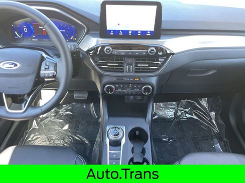 Used 2022 Ford Escape Titanium image 14