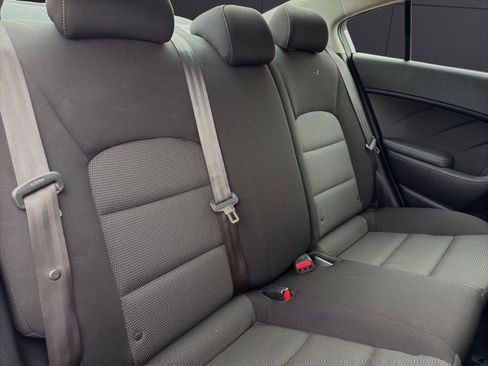 Used 2017 Kia Forte LX image 20