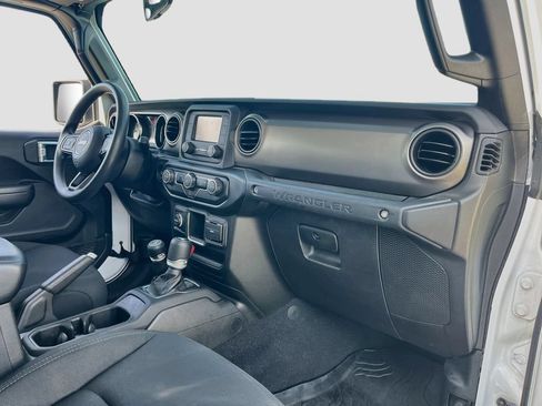 Used 2020 Jeep Wrangler Unlimited Sport AWD/4WD image 27