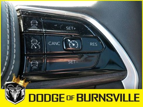 Used 2023 Jeep Grand Cherokee L Overland image 27