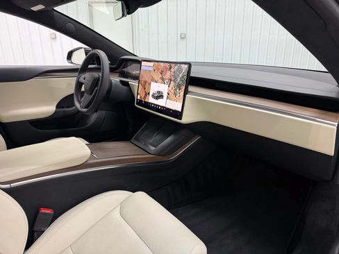 Used 2023 Tesla Model S Standard Range AWD/4WD image 14