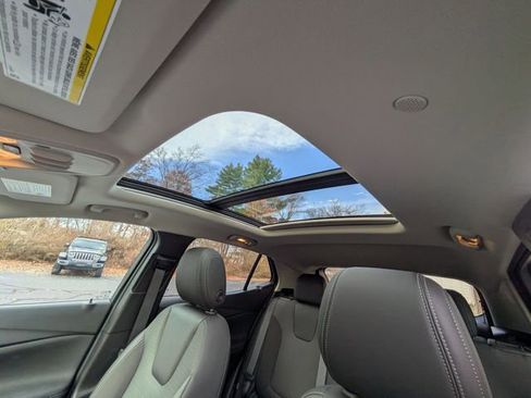 Certified 2023 Buick Encore GX Select w/ Experience Buick Package image 28