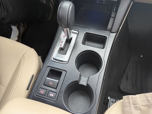 Used 2016 Subaru Outback 2.5i Limited image 17