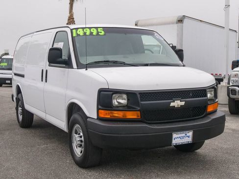 Used 2008 Chevrolet Express 2500 RWD image 3