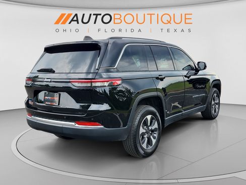 Used 2023 Jeep Grand Cherokee 4WD 4xe image 5