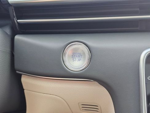 New 2026 Genesis GV80 2.5T Select image 17