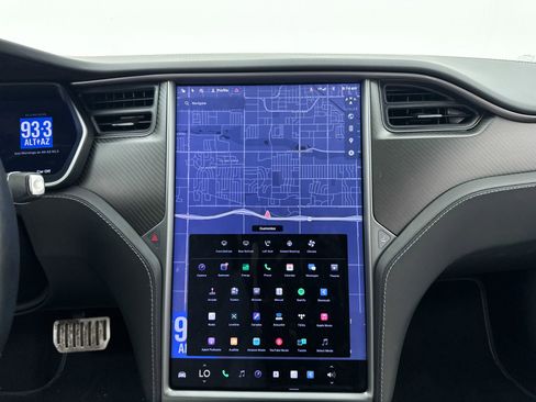 Used 2021 Tesla Model S Performance AWD/4WD image 22