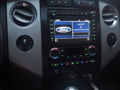 Used 2013 Ford Expedition EL Limited AWD/4WD image 10