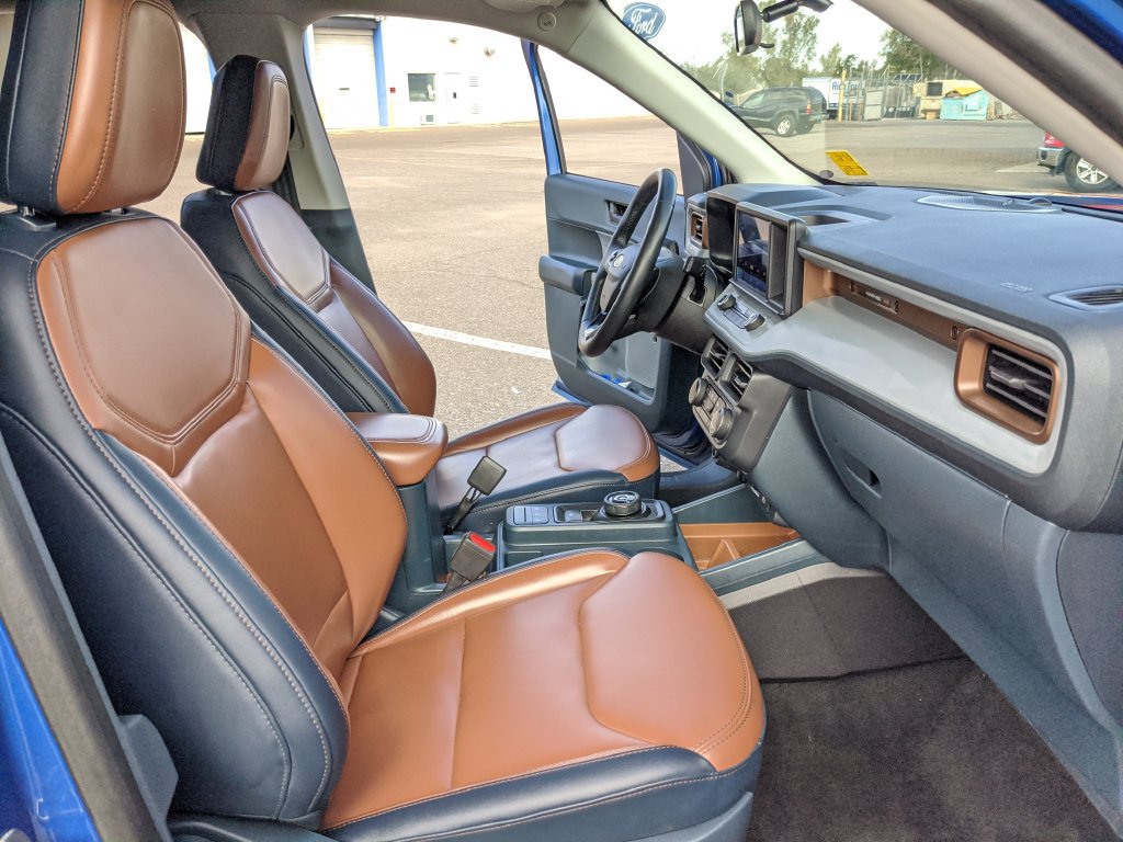 Certified 2024 Ford Maverick Lariat FWD image 19