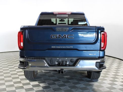 Used 2021 GMC Sierra 1500 SLT w/ SLT Premium Plus Package RWD image 38