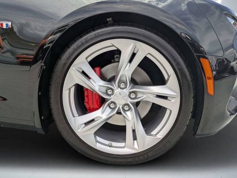 Used 2024 Chevrolet Camaro SS RWD image 10