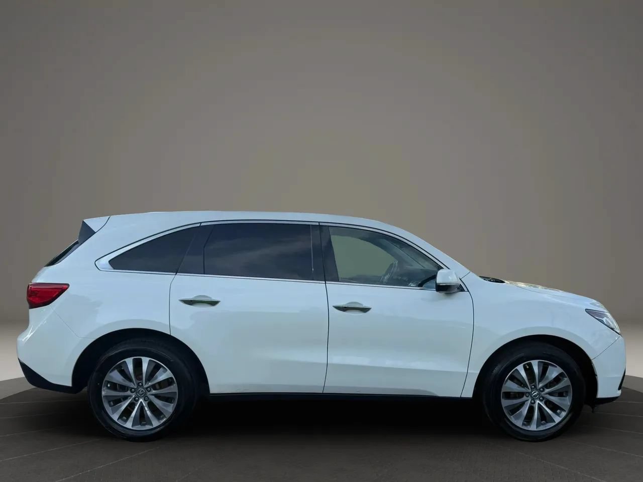 Used 2016 Acura MDX w/ Tech & Entertainment Pkg AWD/4WD image 8