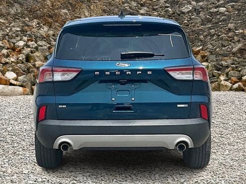 Used 2020 Ford Escape SE image 4