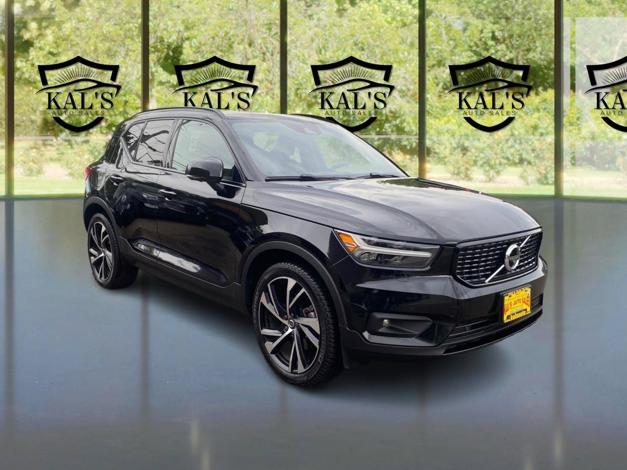 Used 2021 Volvo XC40 T5 R-Design AWD/4WD image 3