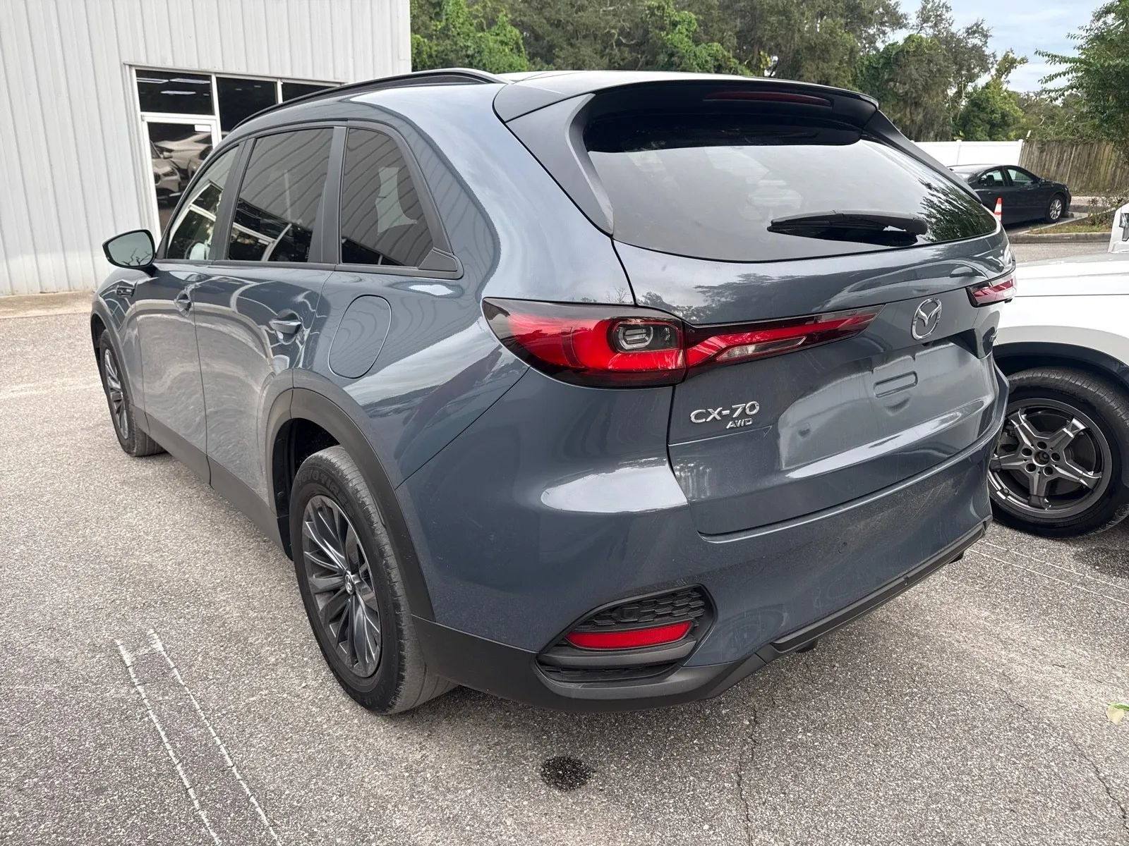 Used 2025 MAZDA CX-70 3.3 Turbo w/ Preferred Package AWD/4WD image 11