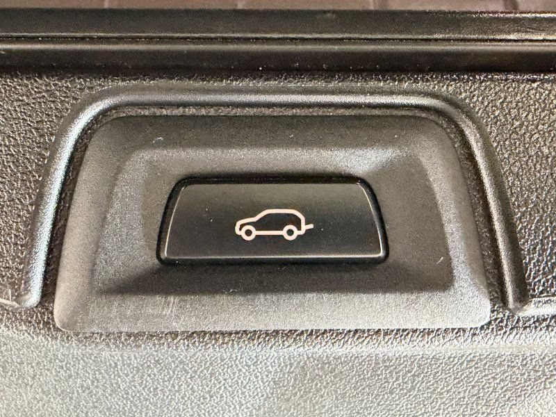 Used 2019 BMW X5 xDrive40i w/ M Sport Package AWD/4WD image 15