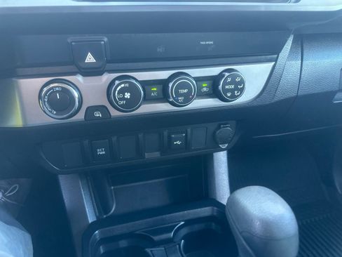 Used 2021 Toyota Tacoma SR w/ SR Convenience Package AWD/4WD image 25