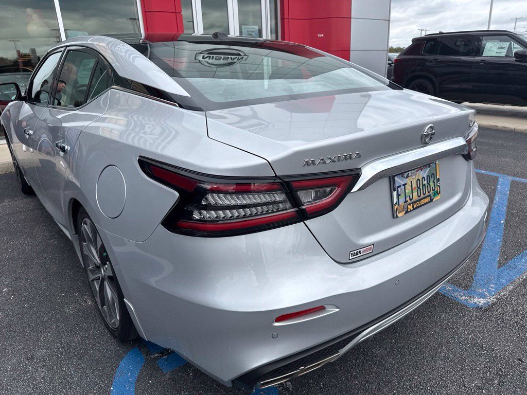 Used 2022 Nissan Maxima Platinum w/ Sport Mat Group FWD image 6