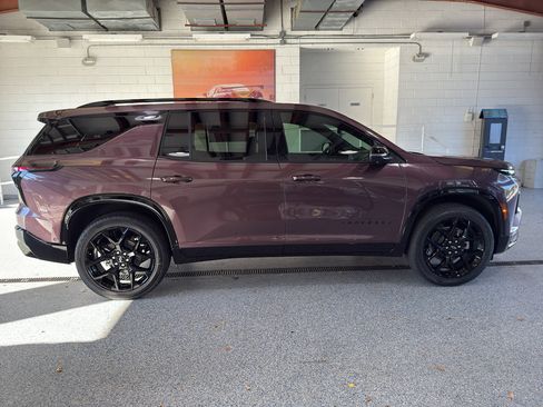 New 2026 Chevrolet Traverse RS w/ LPO, Floor Liner Package image 10