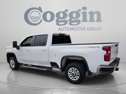 Used 2026 Chevrolet Silverado 2500 LT AWD/4WD image 3