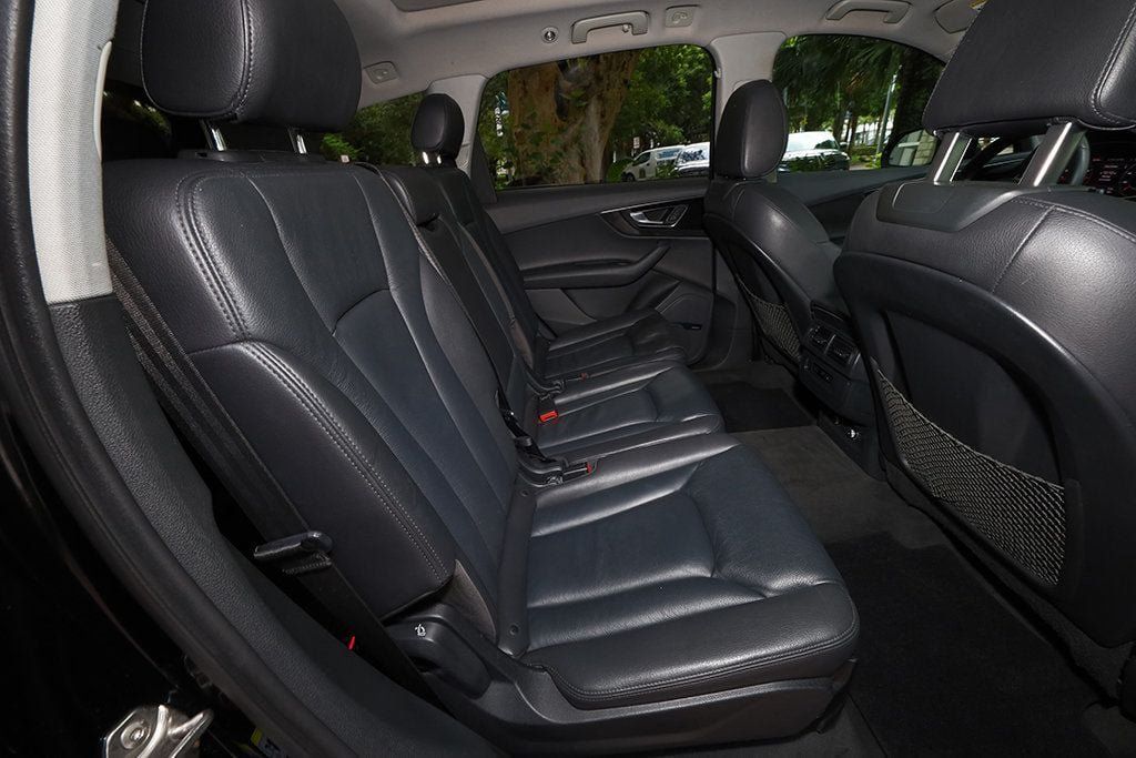 Used 2019 Audi Q7 3.0T Premium Plus AWD/4WD image 30