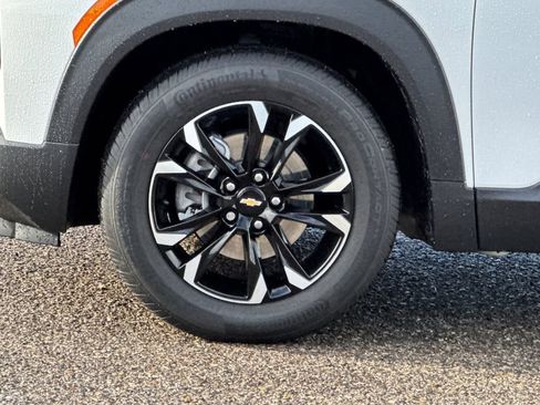 Certified 2021 Chevrolet TrailBlazer LT w/ Convenience Package image 31