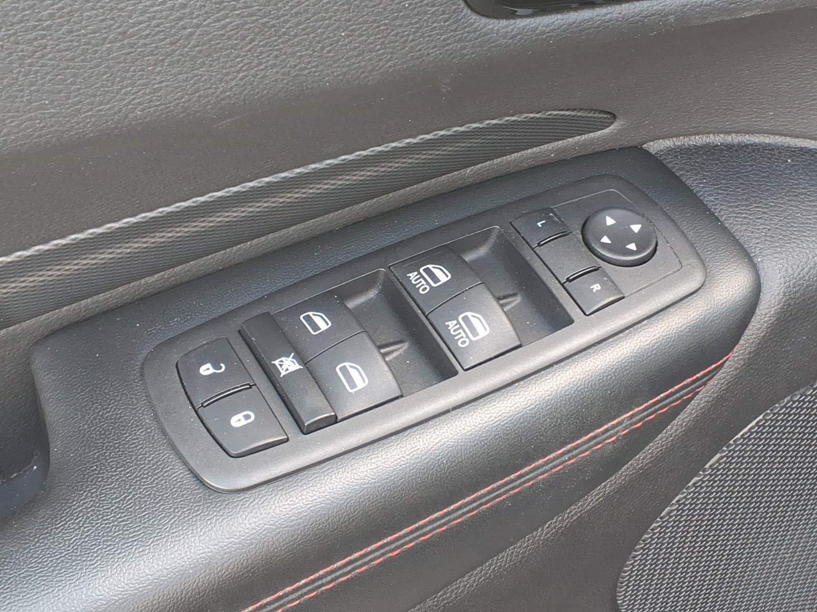 Used 2023 Dodge Durango GT AWD/4WD image 16