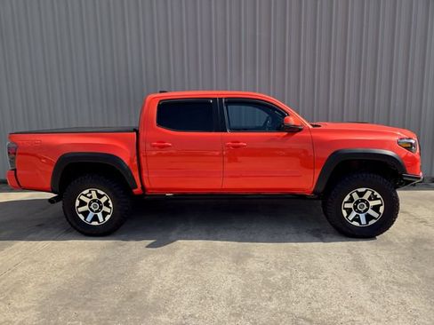 Used 2023 Toyota Tacoma TRD Pro AWD/4WD image 5