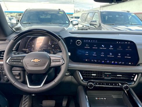 New 2026 Chevrolet Suburban High Country image 43