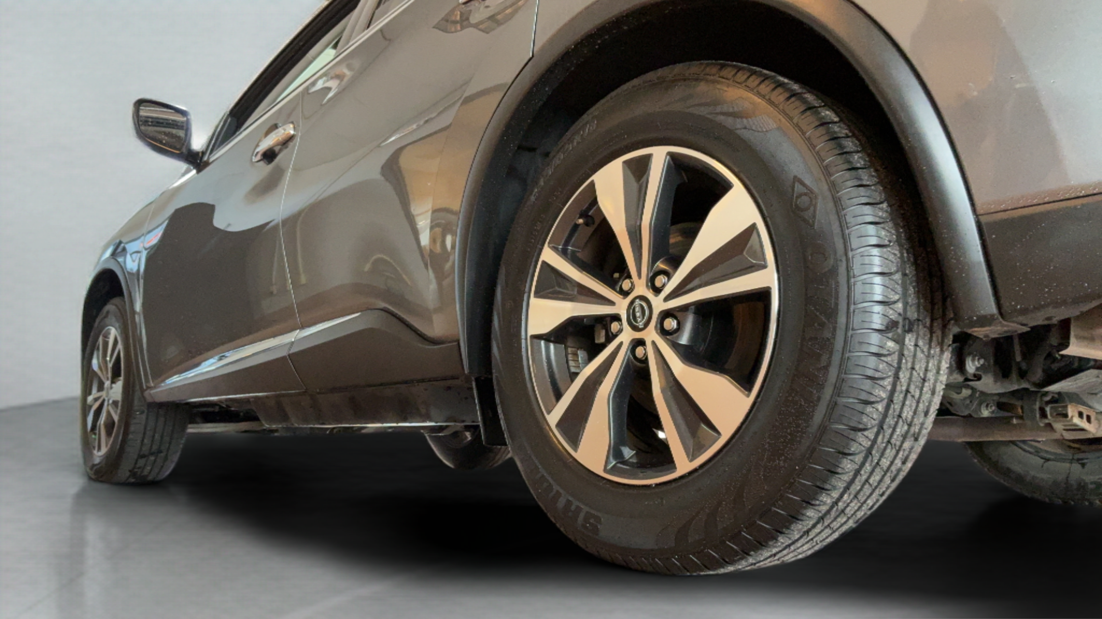 Used 2023 Nissan Murano SV FWD image 40