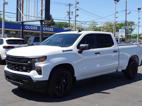 Used 2024 Chevrolet Silverado 1500 W/T w/ WT Value Package AWD/4WD image 3