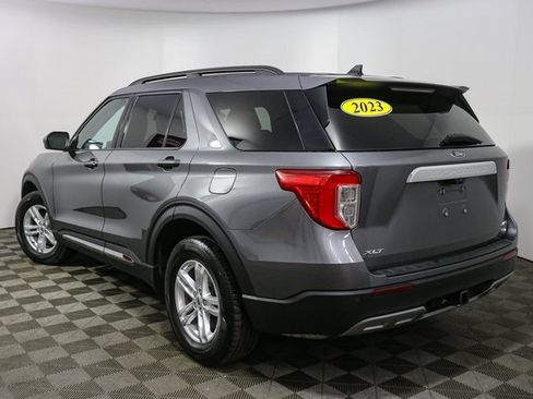 Used 2023 Ford Explorer XLT w/ Equipment Group 202A image 7