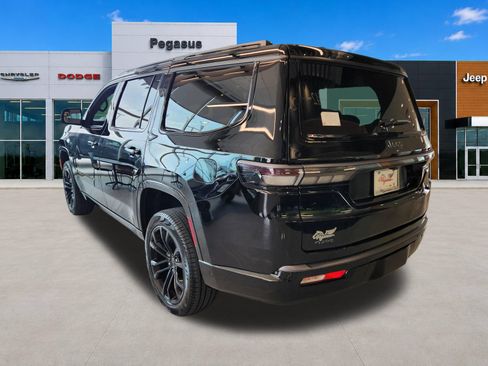 New 2026 Jeep Grand Wagoneer Summit AWD/4WD image 5