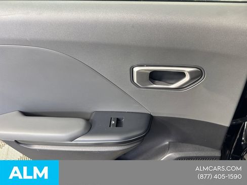 Used 2025 Kia K4 FWD image 25