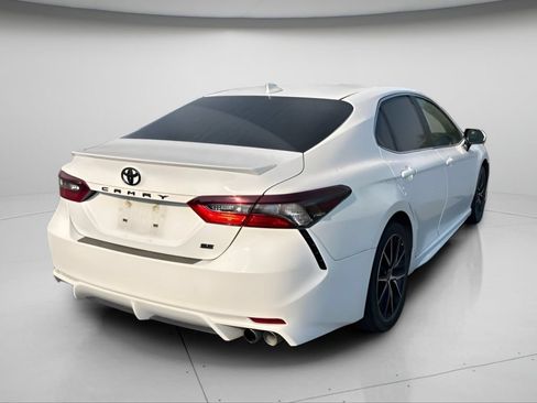 Used 2024 Toyota Camry SE FWD image 6