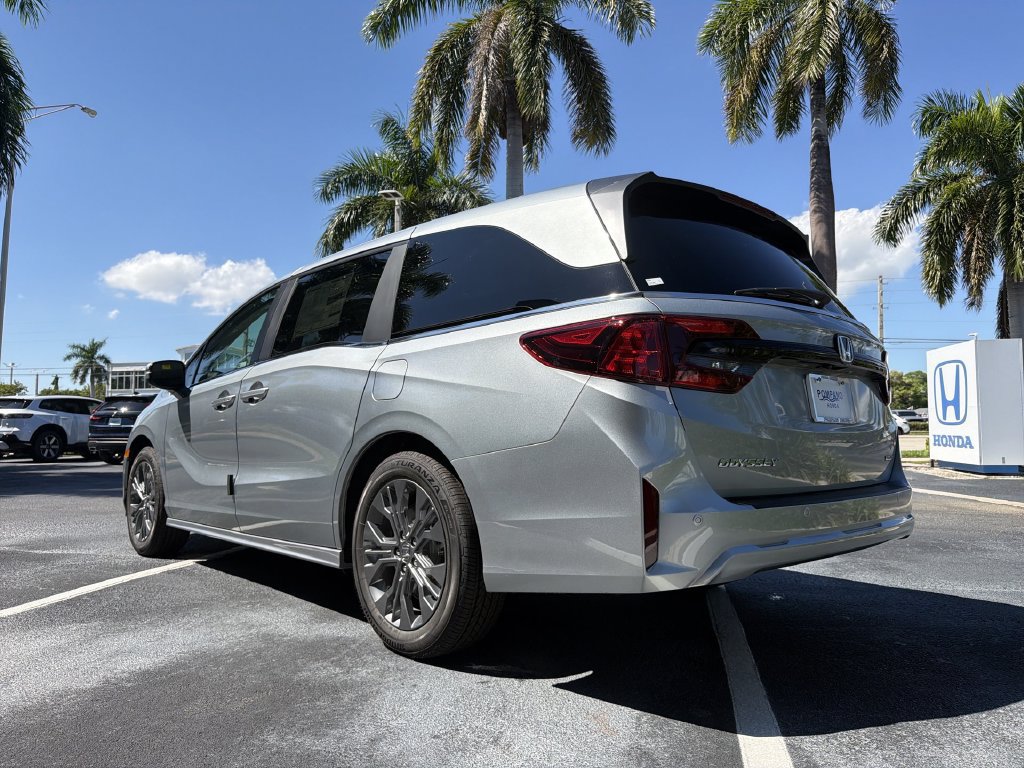 New 2027 Honda Odyssey Touring image 18
