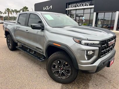 Used 2025 GMC Canyon Elevation w/ Convenience Package