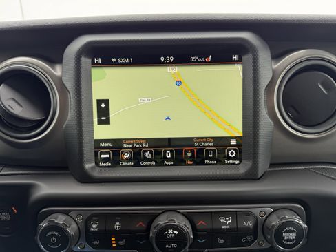 Used 2022 Jeep Wrangler Unlimited Sport image 8