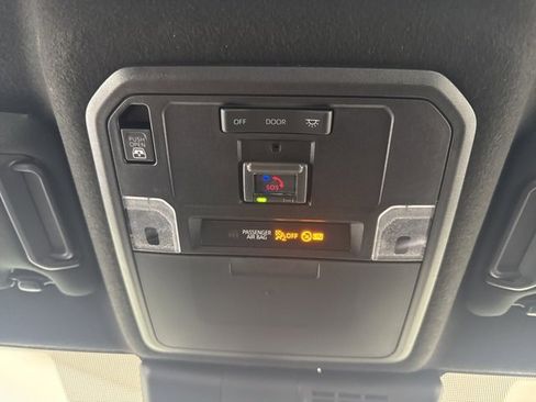 Used 2025 Toyota 4Runner SR5 image 14