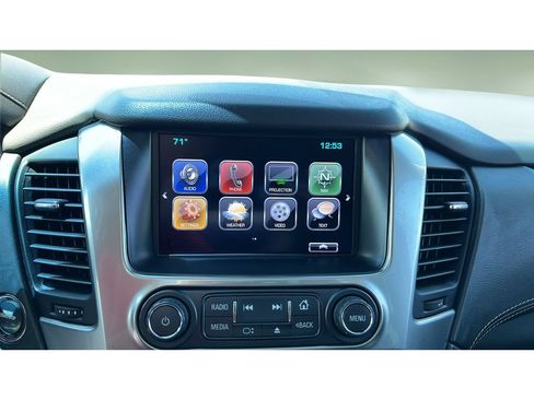 Used 2018 Chevrolet Tahoe Premier AWD/4WD image 18