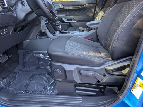 New 2025 Ford Ranger XLT w/ FX4 Off-Road Package image 11